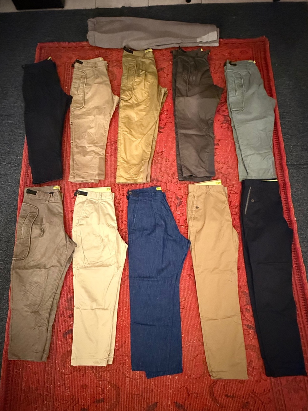 Men's 11 pair of pants bundle